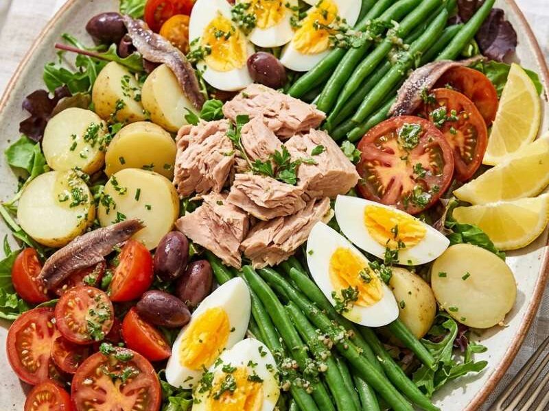 Classic Salade Niçoise